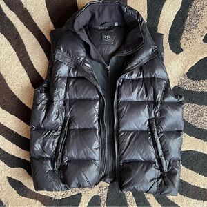 S13 New York Stylish Black Puffer Vest